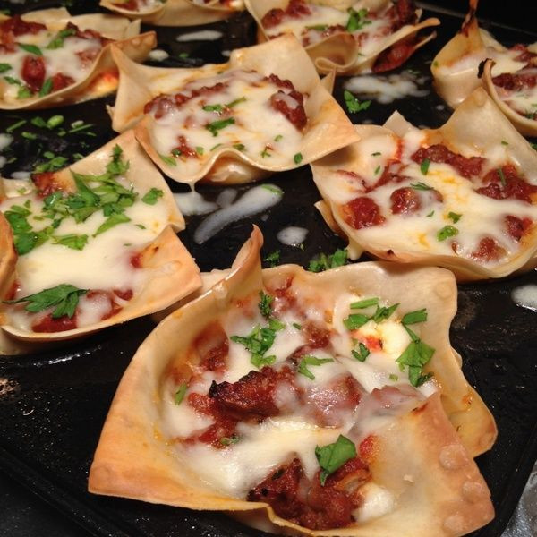 Appetizers That Go With Lasagna
 Lasagna cups So easy Going on my to make list