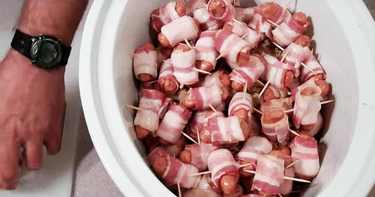 Bacon Wrapped Hot Dog Appetizers
 Mini hot dogs are already the best but wrap them in bacon