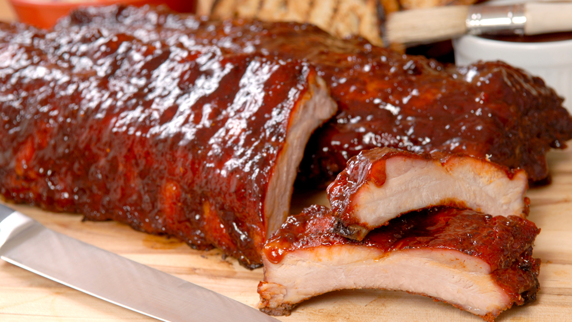 Bbq Pork Ribs
 Make the best barbecued pork ribs with expert grilling