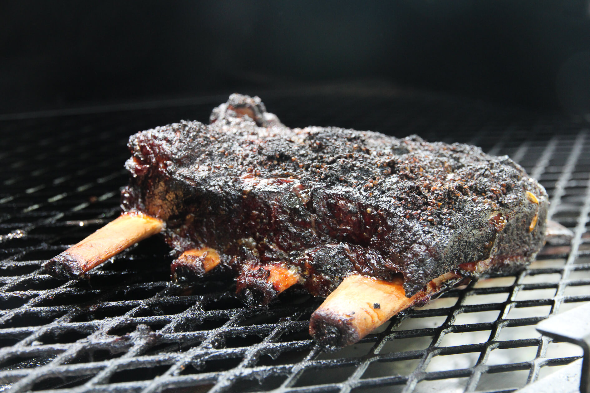 Beef Chuck Ribs
 How to make huge smoked BBQ beef ribs Jess Pryles