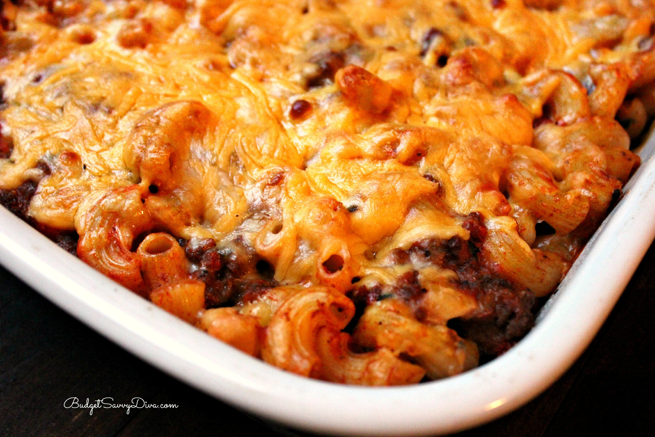 Beef Macaroni And Cheese Casserole
 Beefy Macaroni and Cheese Casserole