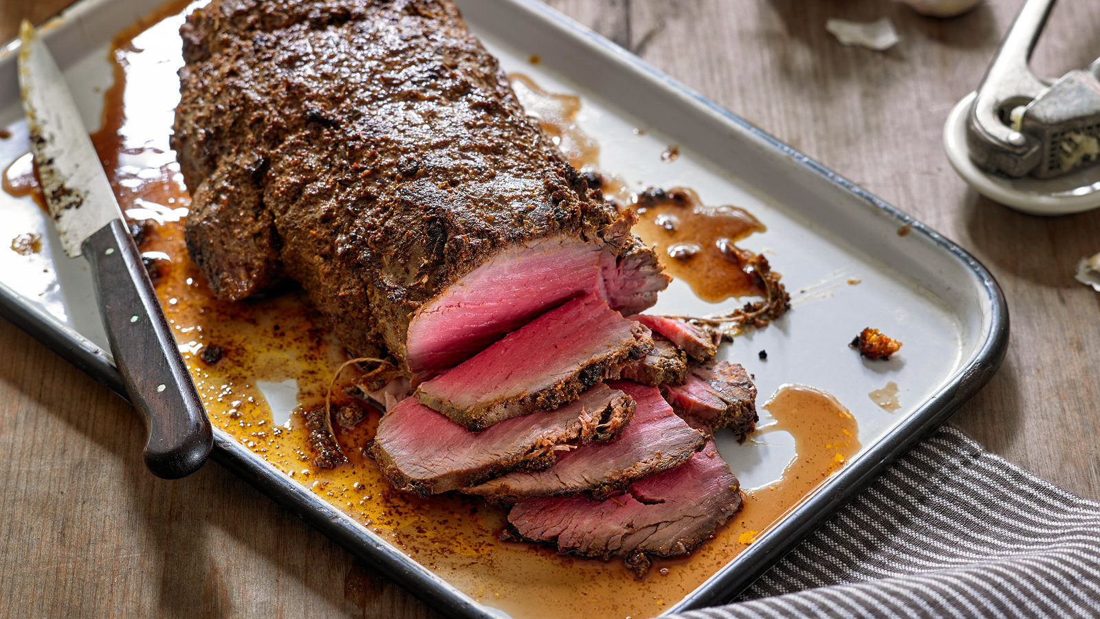 Beef Tenderloin Roasting Time
 Mustard and Chile Rubbed Roasted Beef Tenderloin Recipe