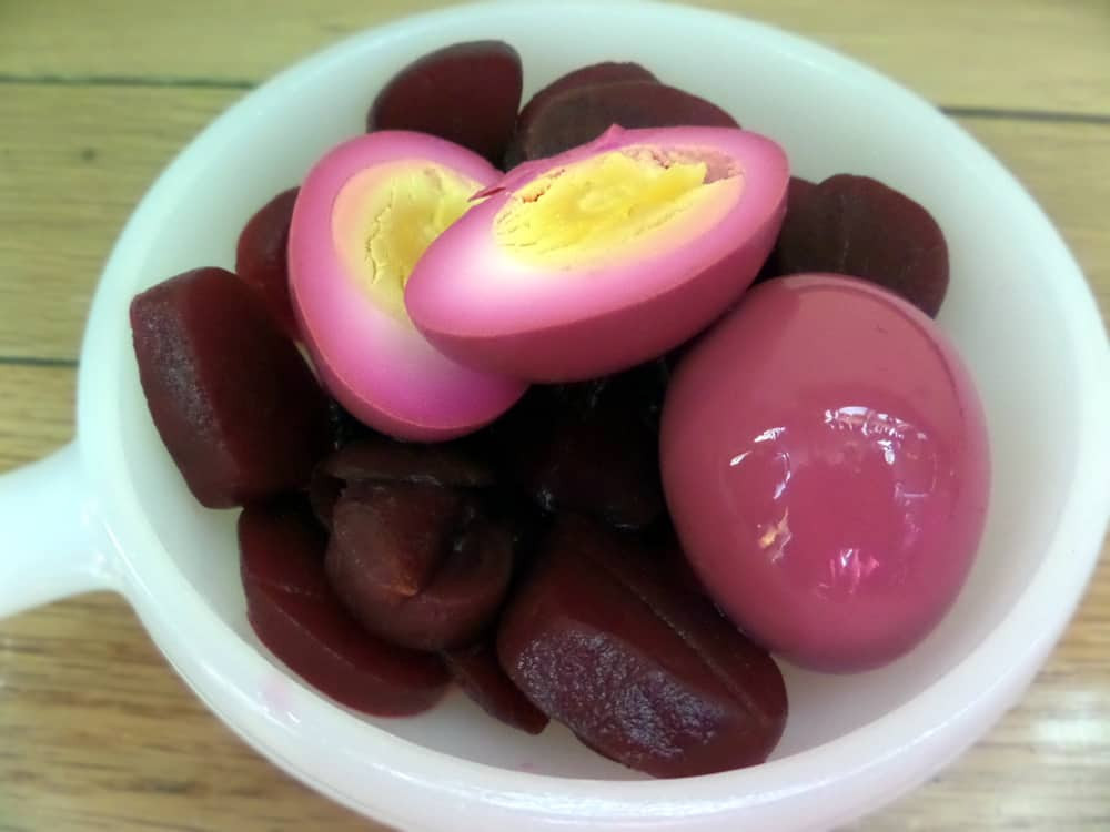Beet Pickled Eggs
 Pennsylvania Dutch Red Beet Pickled Eggs