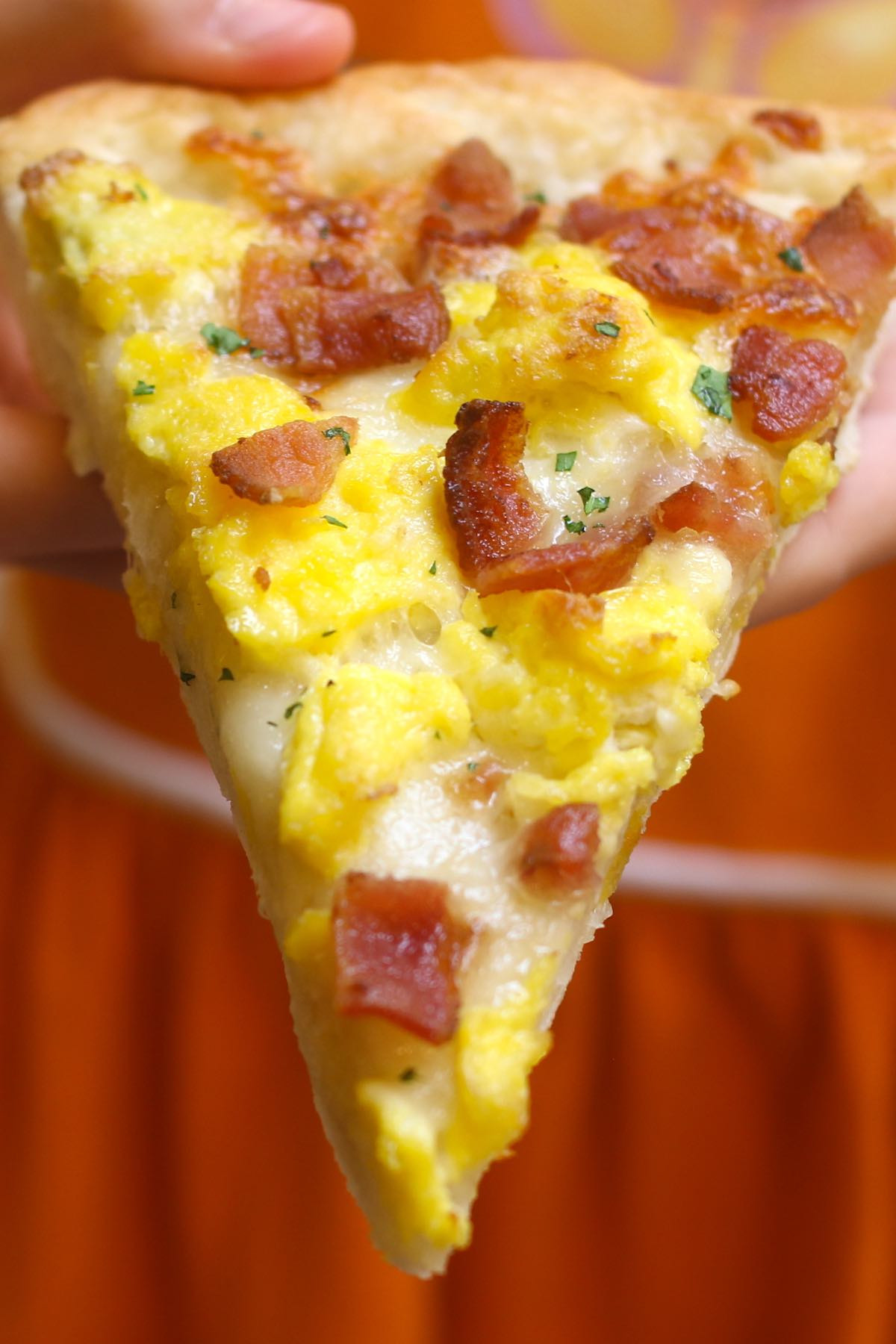 Breakfast Pizza With Eggs
 Breakfast Pizza Bacon Egg and Cheese TipBuzz