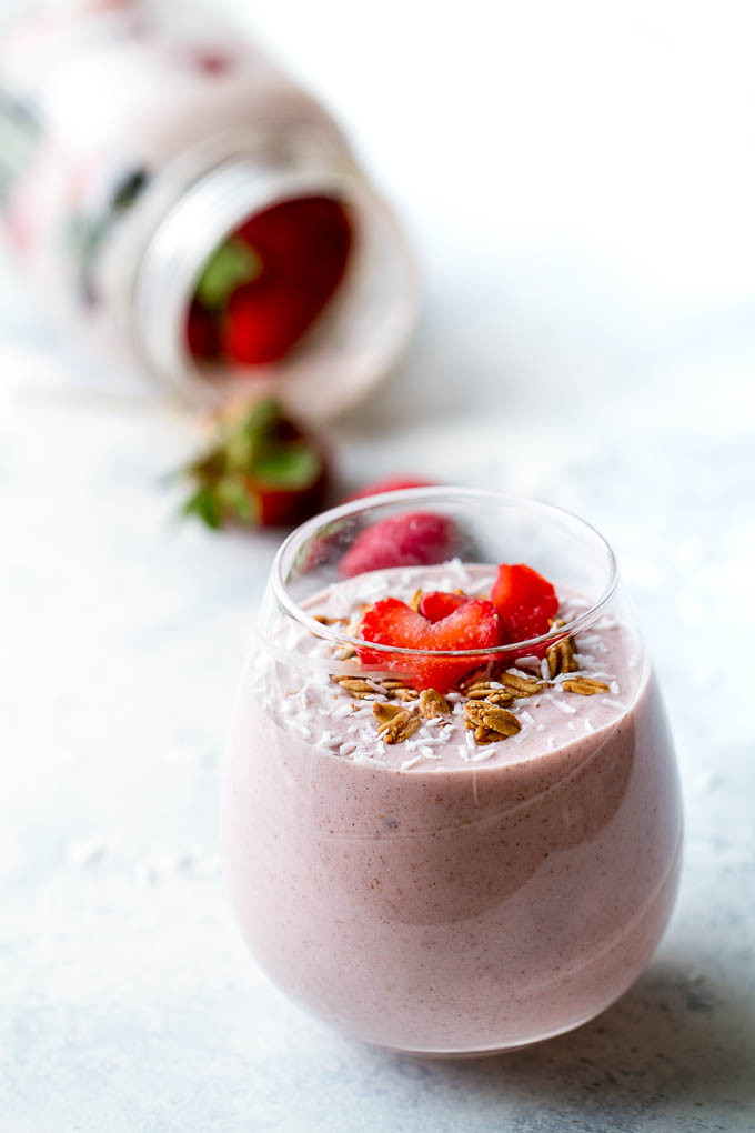 Breakfast Smoothies With Oats
 Strawberry Banana Oat Breakfast Smoothie