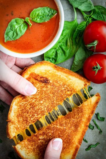Calories In Grilled Cheese Sandwich On White Bread
 How to Make a Grilled Cheese Sandwich Simply Home Cooked