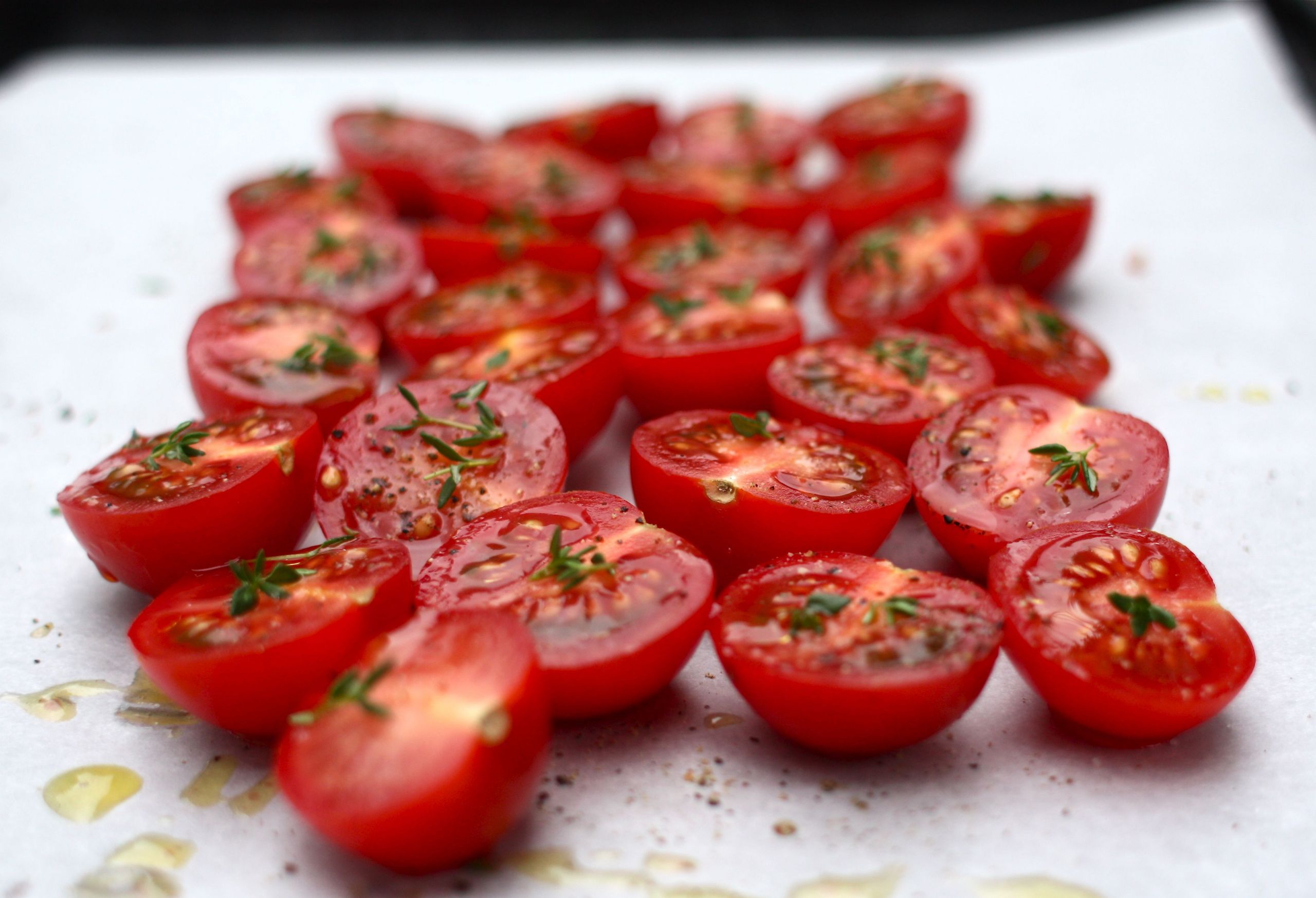 Cherry Tomato Appetizer Recipes
 Slow Roasted Cherry Tomatoes A Simple Summer Appetizer