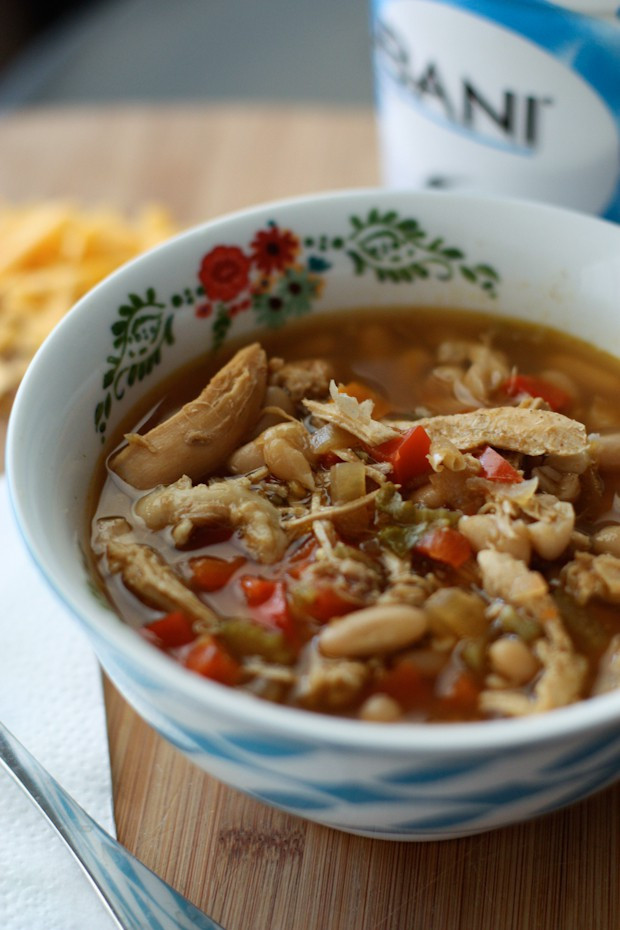 Chicken And White Bean Soup
 Slow Cooker Chicken and White Bean Soup with Quinoa
