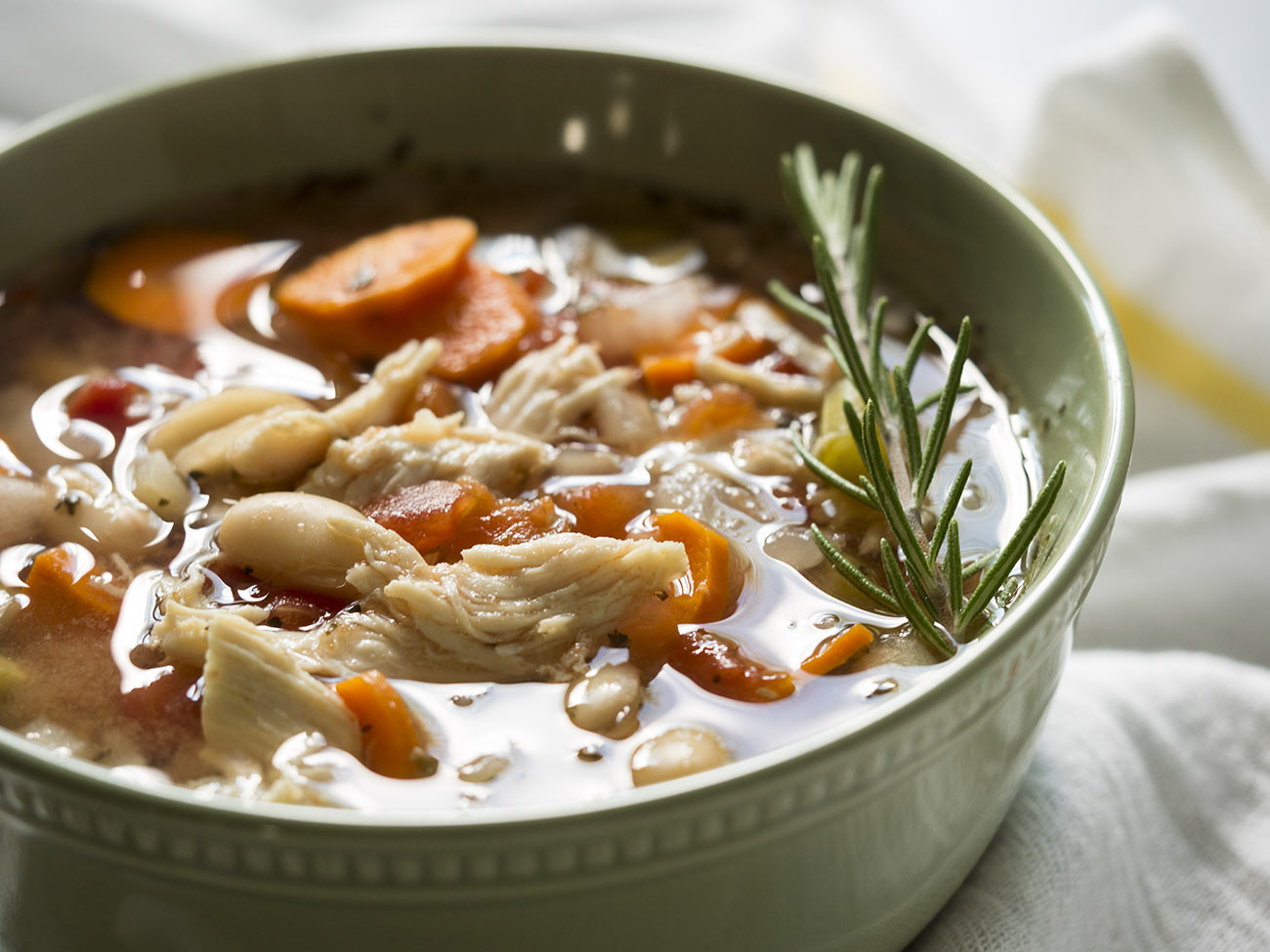 Chicken And White Bean Soup
 Slow Cooker White Bean Chicken Soup – 12 Tomatoes