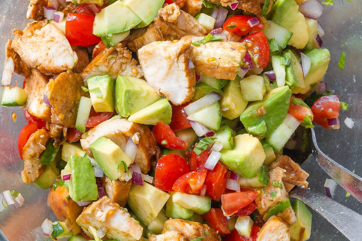 Chicken Avocado Salad
 5 Easy Healthy Dinners That Can Also Work As Lunch
