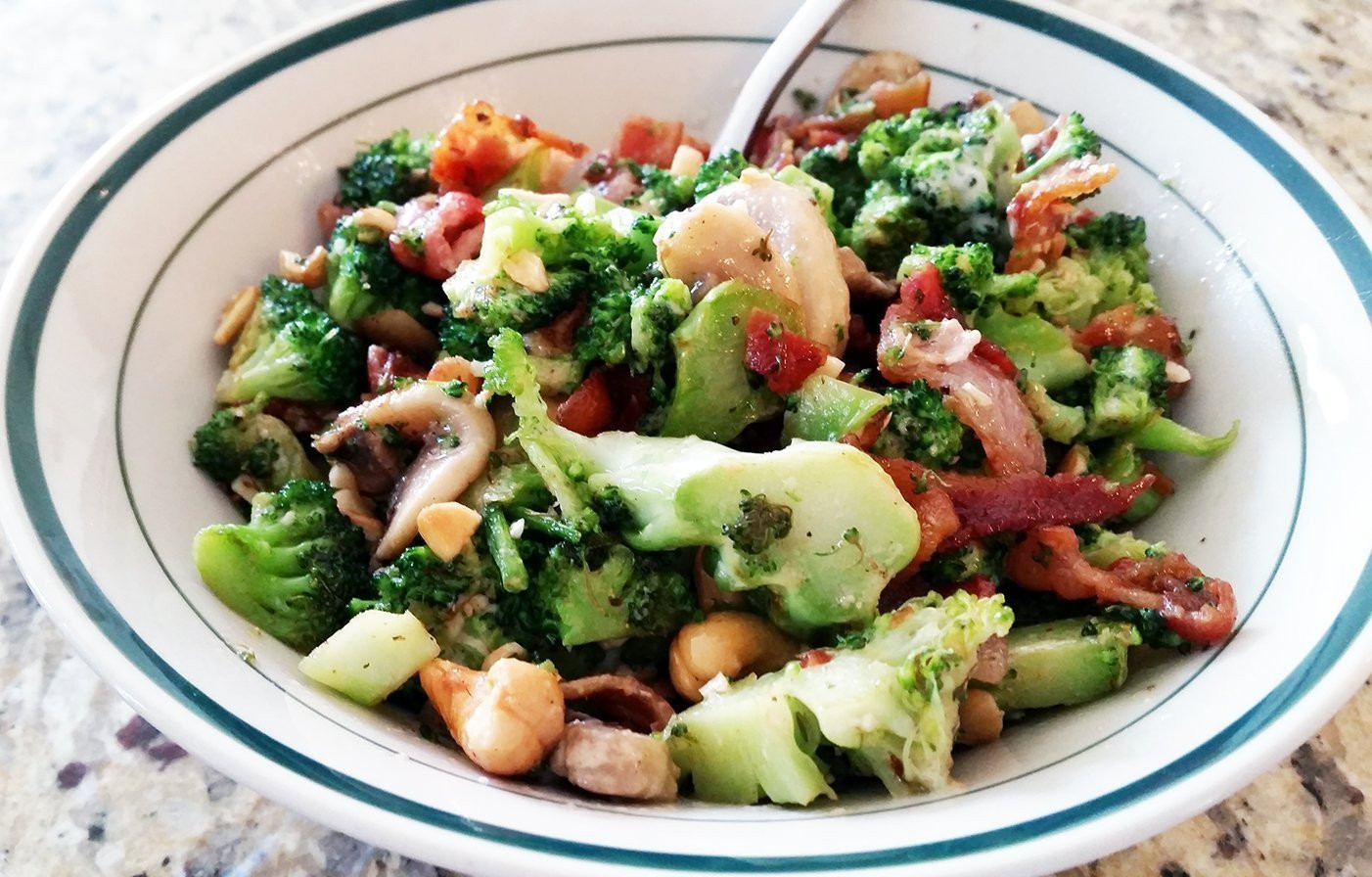 Chicken Broccoli Salad
 Quick Weeknight meal – Warm Chicken Broccoli Salad