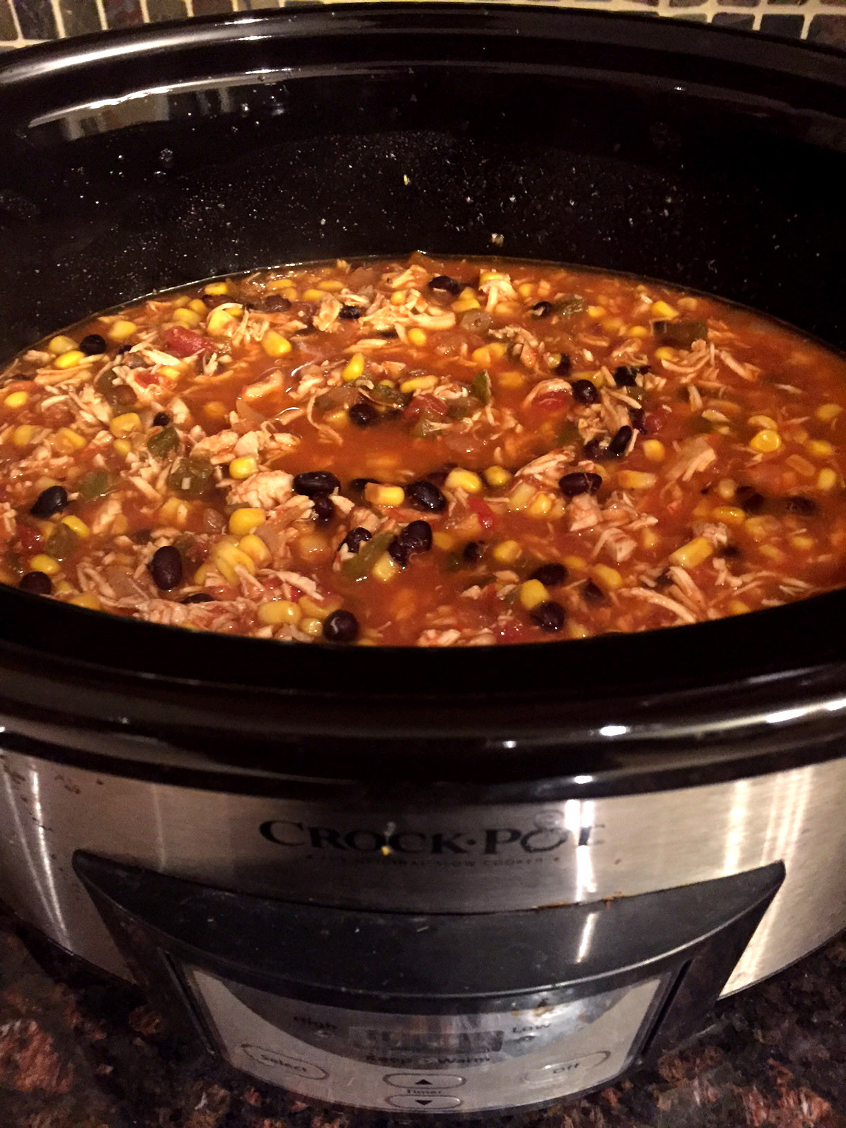 Chicken Soup In Crock Pot
 Easy Mexican Chicken Tortilla Soup Crock Pot 5 Ingre nt