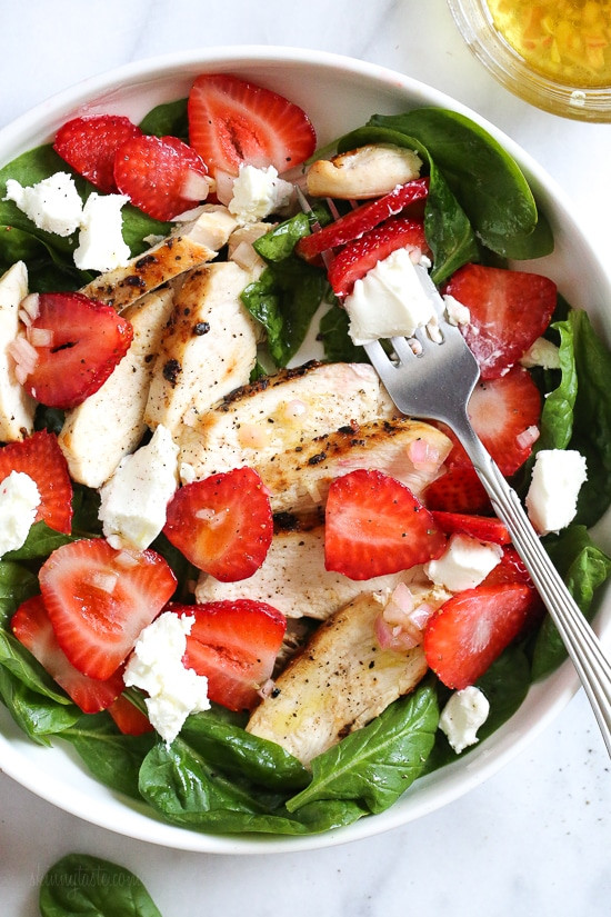 Chicken Spinach Salad
 Grilled Chicken Salad with Strawberries and Spinach Recipe