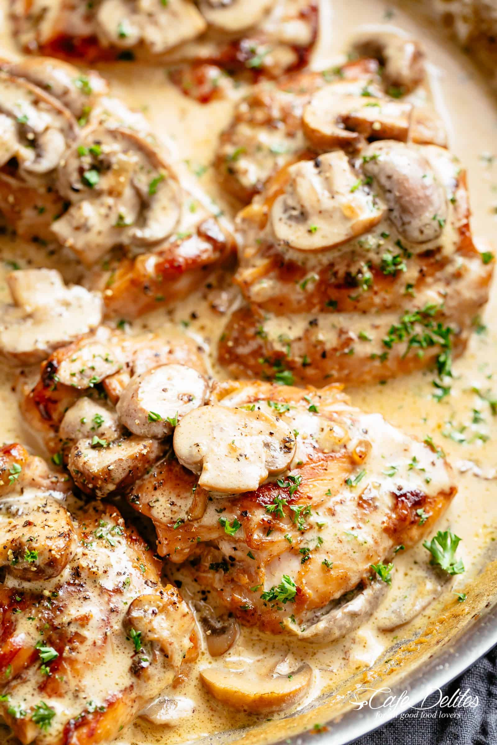 Chicken Thighs And Mushroom Recipes
 Chicken Thighs With Creamy Mushroom Garlic Sauce Cafe