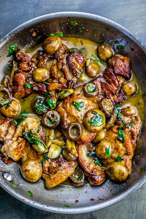 Chicken Thighs And Mushroom Recipes
 e Pot Garlic Butter Chicken Thighs and Mushrooms Recipe