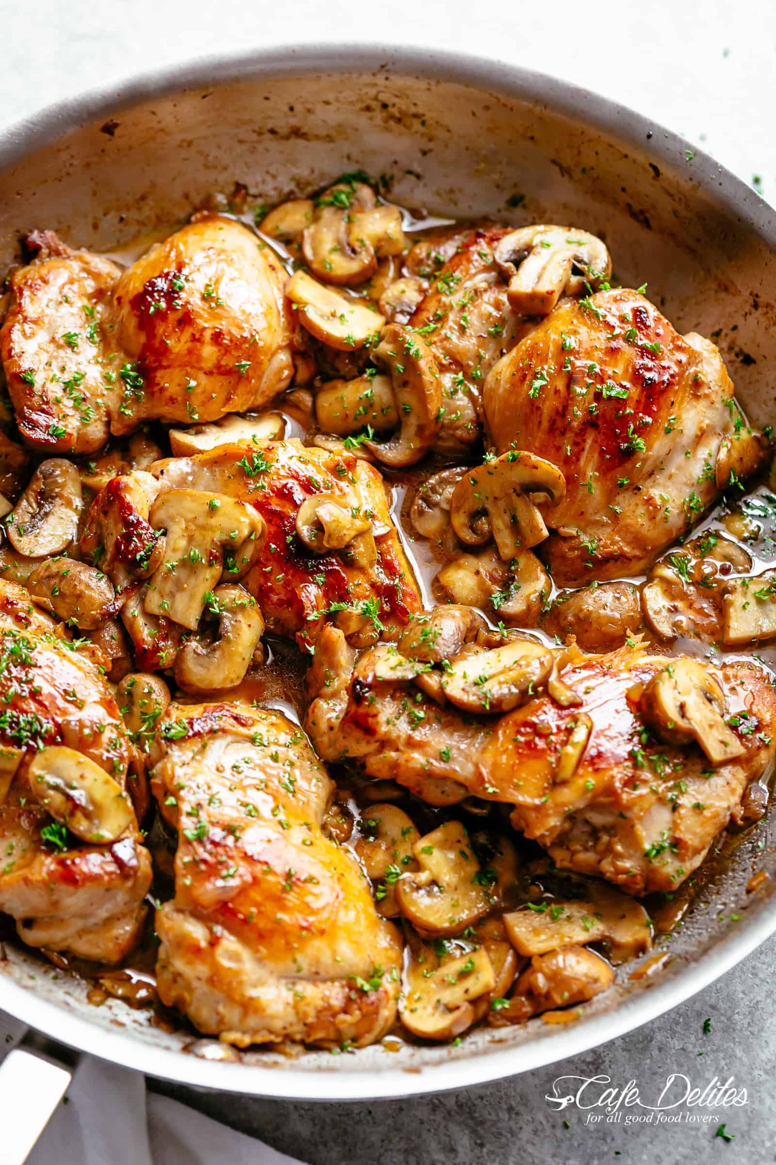 Chinese Chicken Thighs Recipes
 Garlic Mushroom Chicken Thighs Cafe Delites