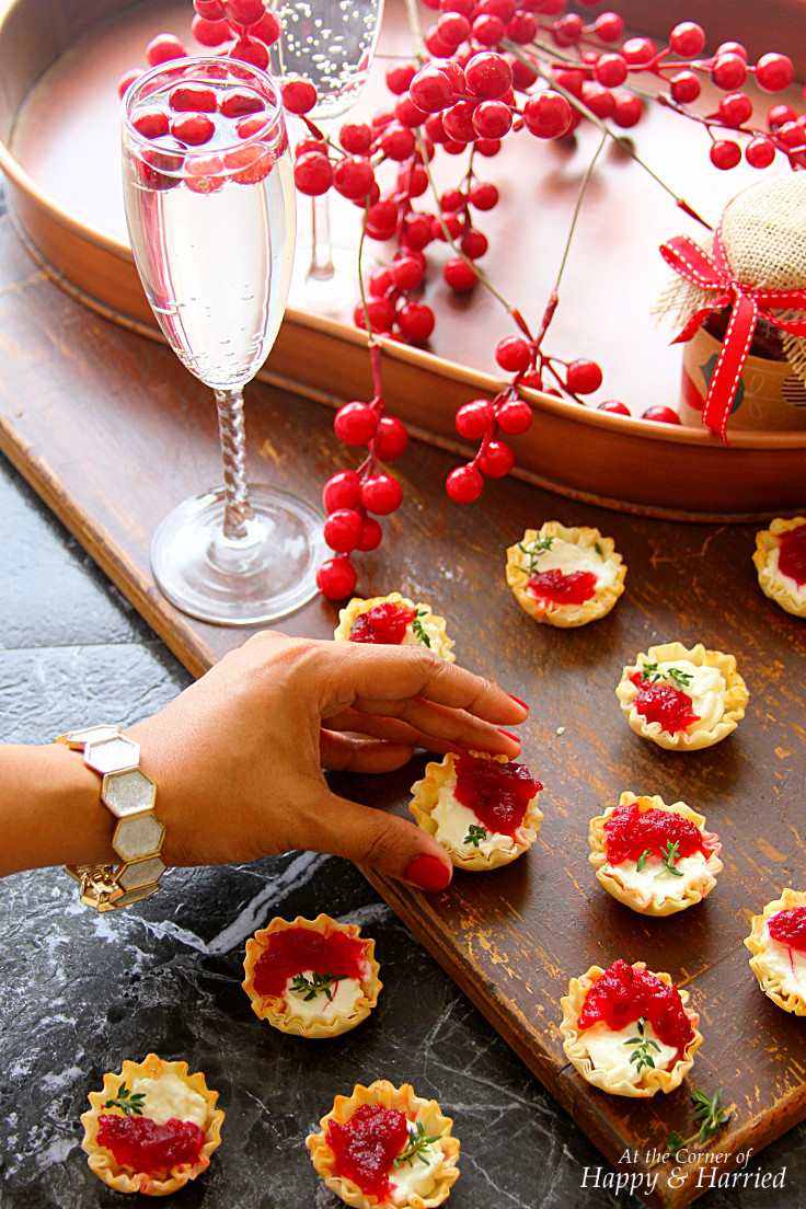Christmas Appetizers On Pinterest
 Cranberry & Cream Cheese Mini Phyllo Bites Christmas