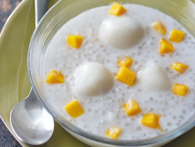 Coconut Milk Dessert Recipes
 Tapioca Pearls with Coconut Milk and Mango Tambo Tambo