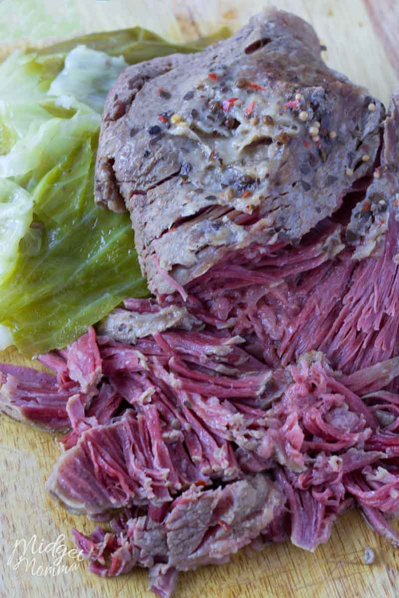 Corned Beef And Cabbage Recipe Crock Pot
 Easy Crock Pot Corned Beef And Cabbage Recipe