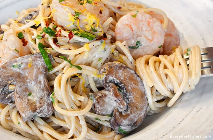 Creamy Shrimp And Mushroom Pasta
 Light and Creamy Shrimp and Mushroom Pasta Recipe