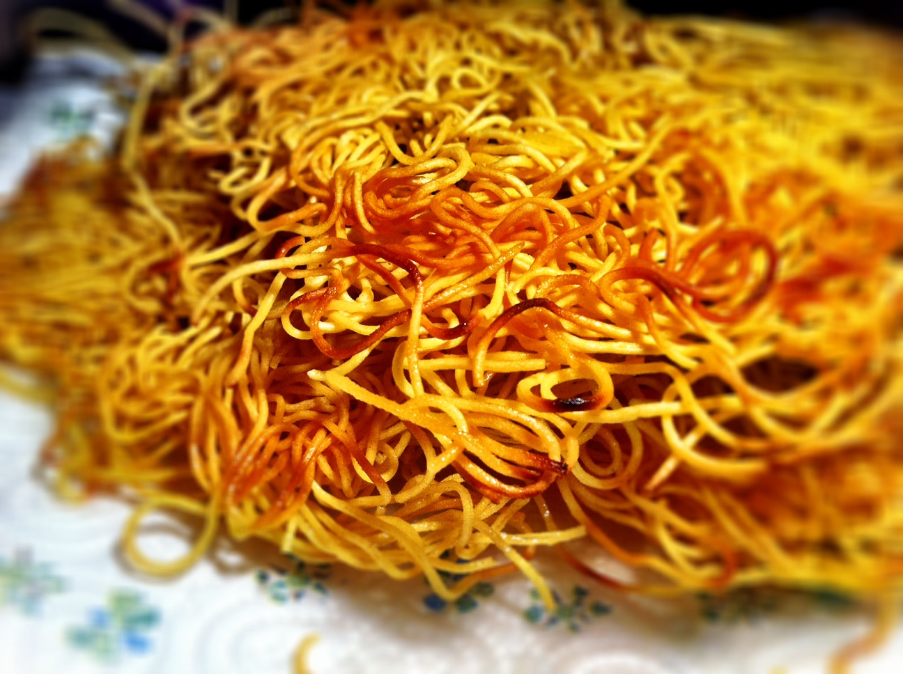 Crispy Egg Noodles
 It’s noodle time crispy mah mee with chicken and prawns