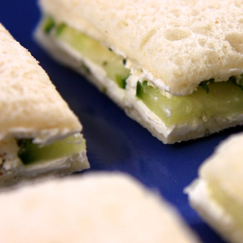 Cucumber And Cream Cheese Sandwiches
 Cucumber Cream Cheese Tea Sandwiches Recipe