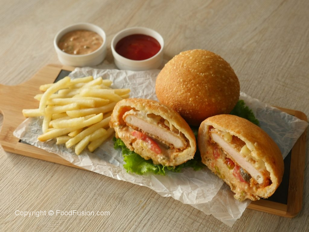Deep Fried Hamburgers
 Deep Fried Burger – Food Fusion