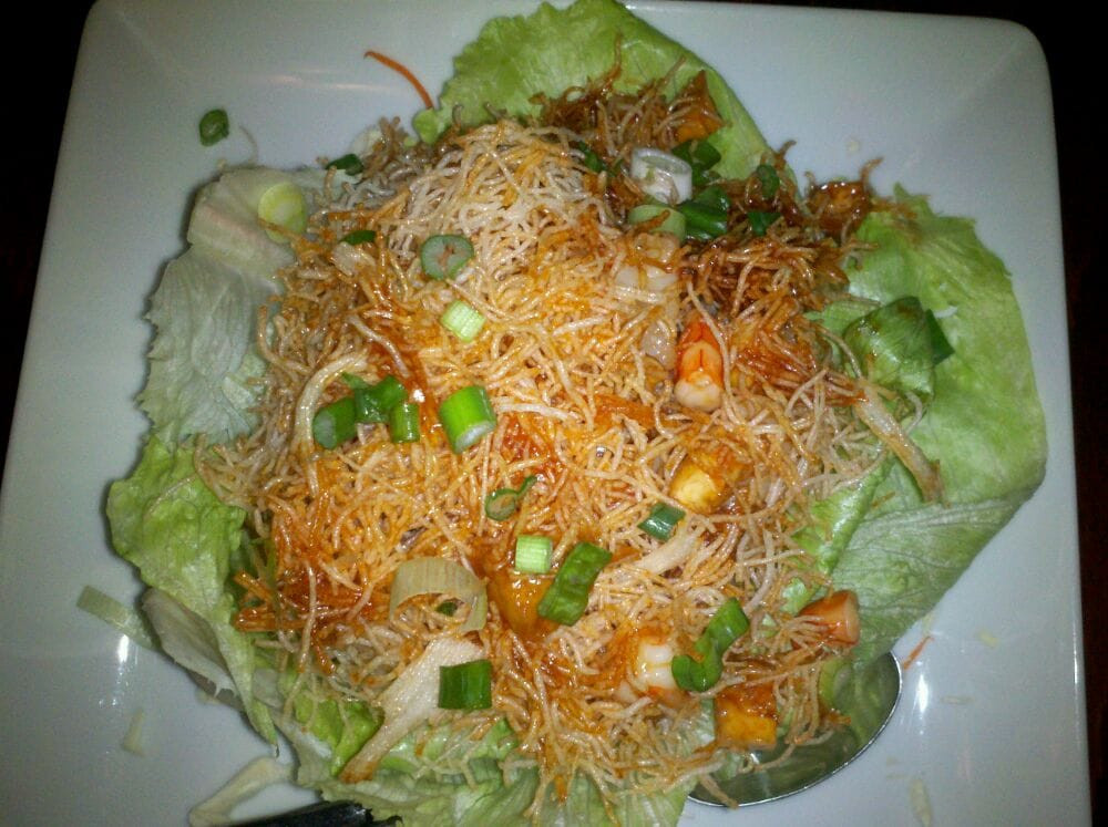 Deep Fried Rice Noodles
 Mii Krob a delicious appetizer of feathery deep fried