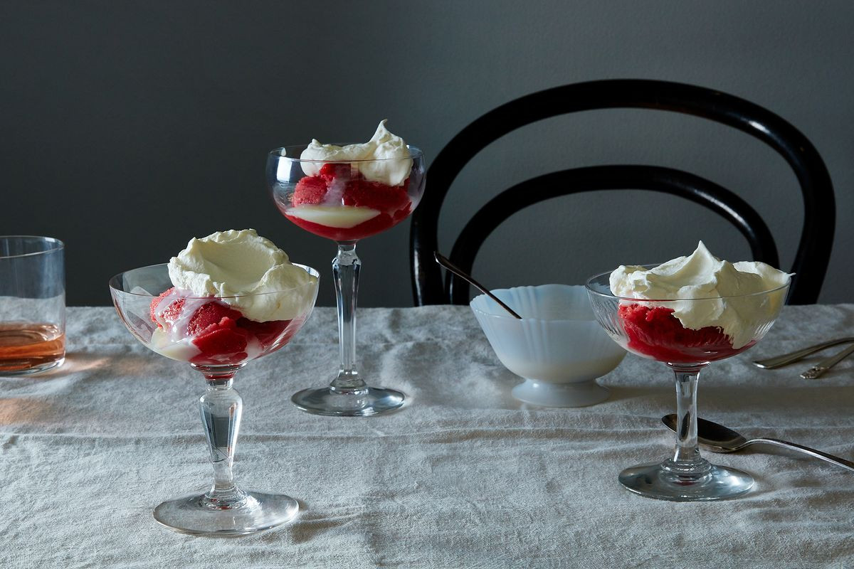 Desserts With Condensed Milk
 The Best Use of Sweetened Condensed Milk Strawberry