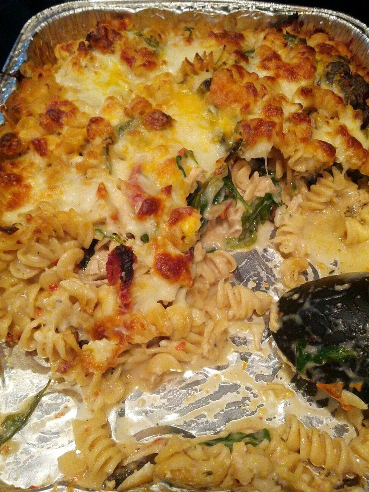 Dinner Ideas For Large Groups
 Baked Cheesy Chicken Rotini great meal for a large group