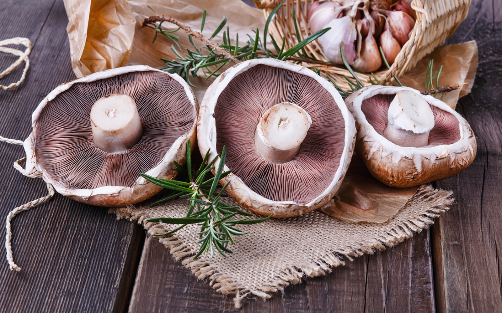 Do Portobello Mushrooms Have Protein
 Portobello Mushrooms The Other Plant Based Meat e