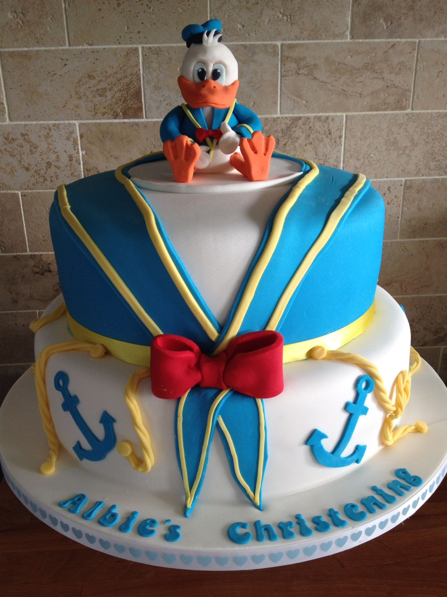 Donald Duck Birthday Cake
 Donald Duck Christening cake