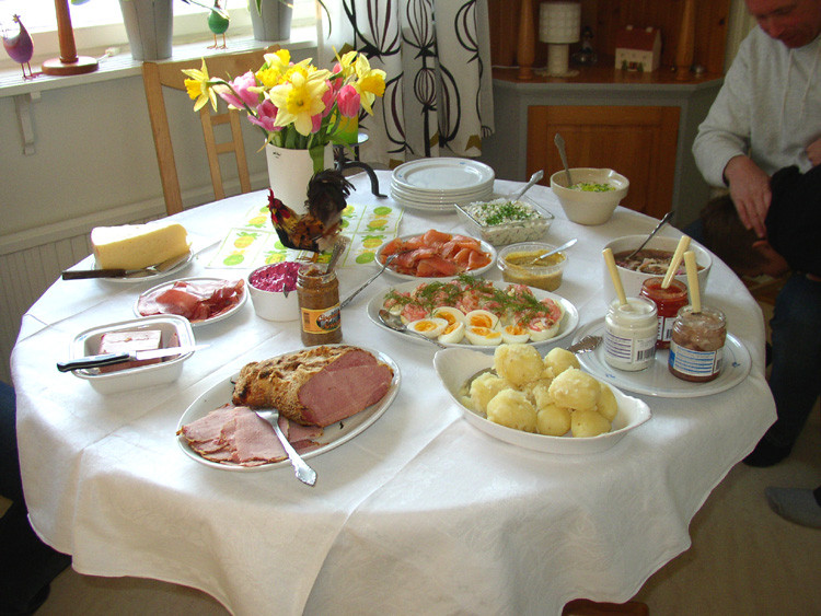 Easter Dinner Appetizers
 Traditional Easter Dinners History and Recipes