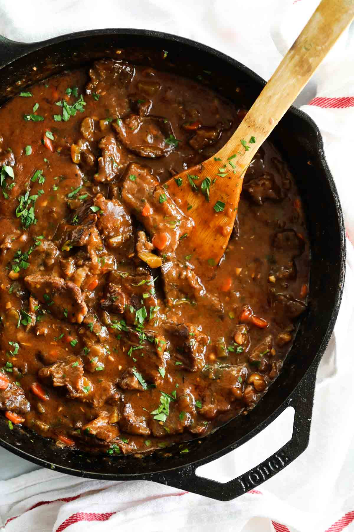 Easy Beef Gravy
 Easy Smothered Beef Tips and Gravy Taste and Tell