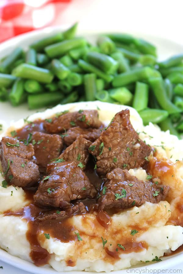Easy Beef Gravy
 Simple Beef Tips with Gravy CincyShopper