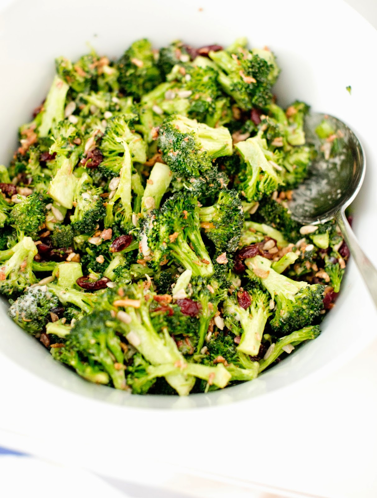 Easy Broccoli Salad
 Domestic Fashionista Easy Broccoli Salad Recipe