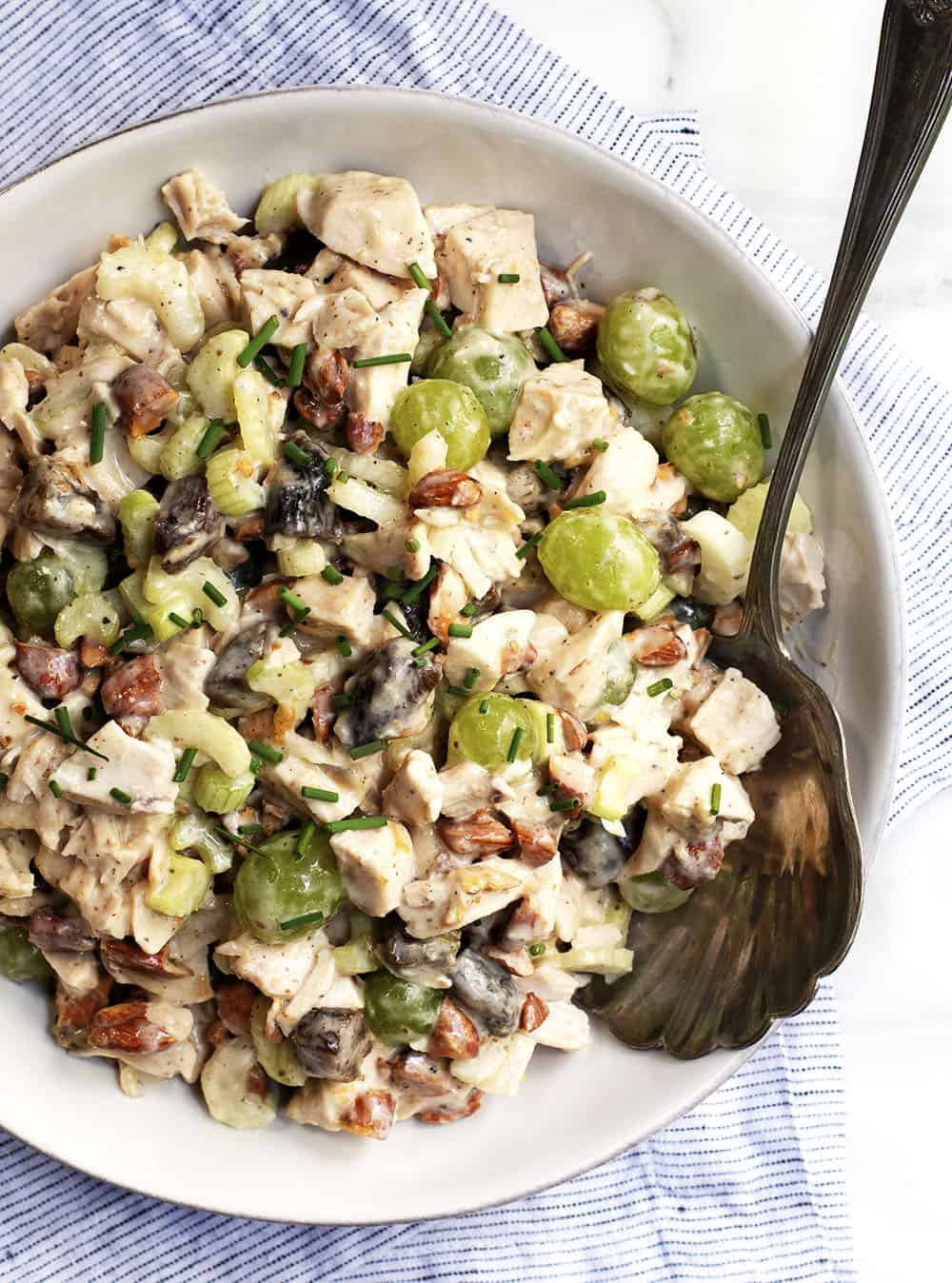 Easy Chicken Salad Recipe With Grapes
 Easy Chicken Salad with Grapes Pinch and Swirl