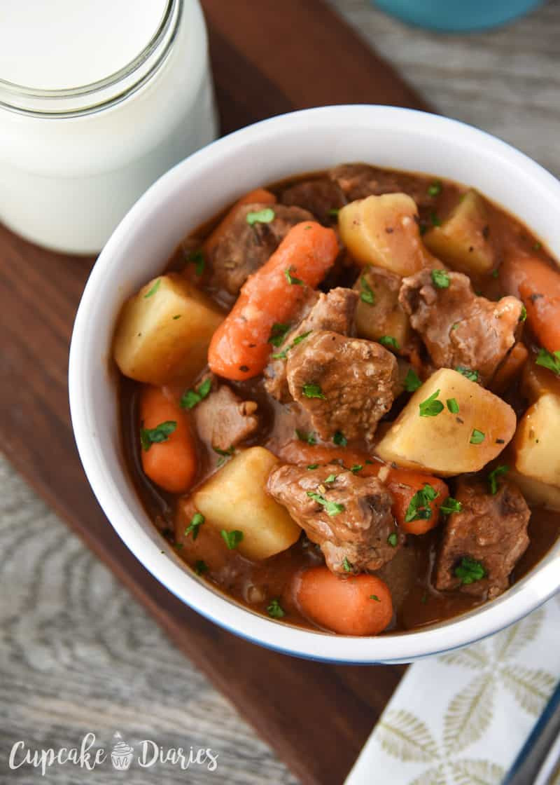 Easy Ground Beef Slow Cooker Recipes
 Easy Slow Cooker Beef Stew