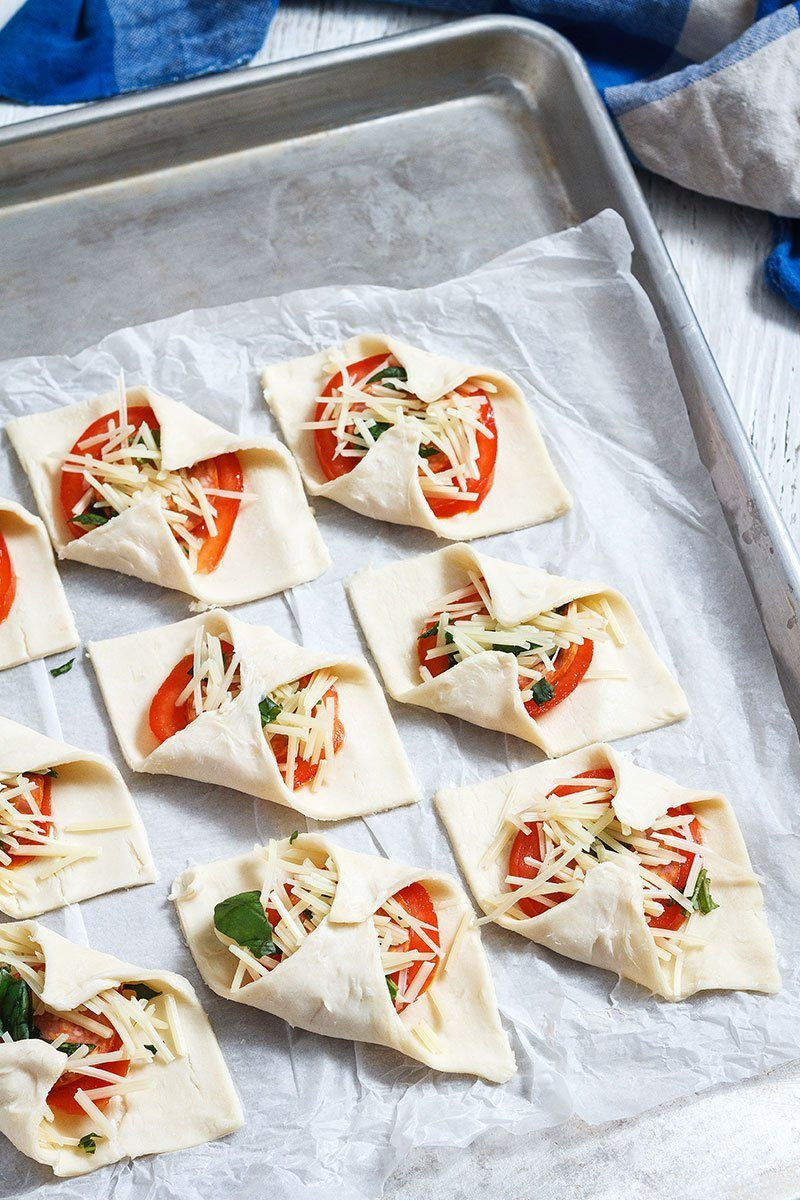 Easy Puff Pastry Appetizers
 Pepperoni Basil Tomato Puffs — Eatwell101