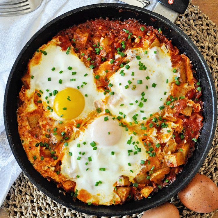 Eggs And Potatoes Breakfast
 The Ultimate Breakfast Skillet with Roasted Potatoes and Eggs