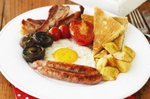 English Breakfast Recipe
 Alex James’ full English breakfast recipe goodtoknow
