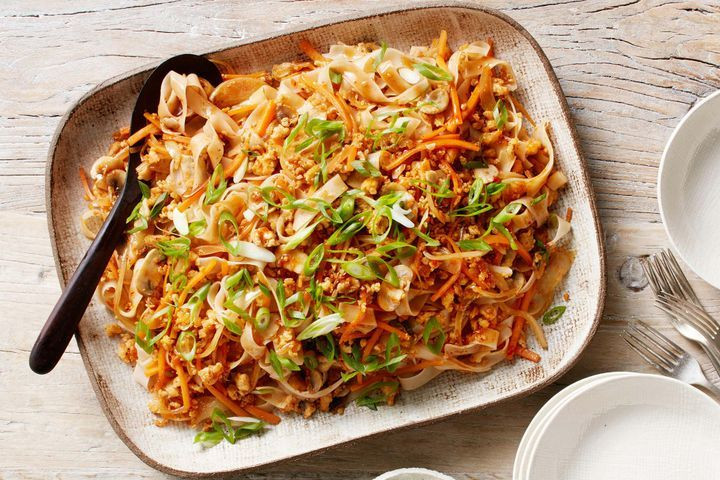 Fried Rice Noodles
 Curtis Stone s stir fried rice noodles with chicken and