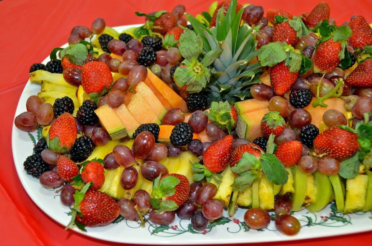 Fruit Appetizer Ideas
 Christmas Fruit Tray Ideas