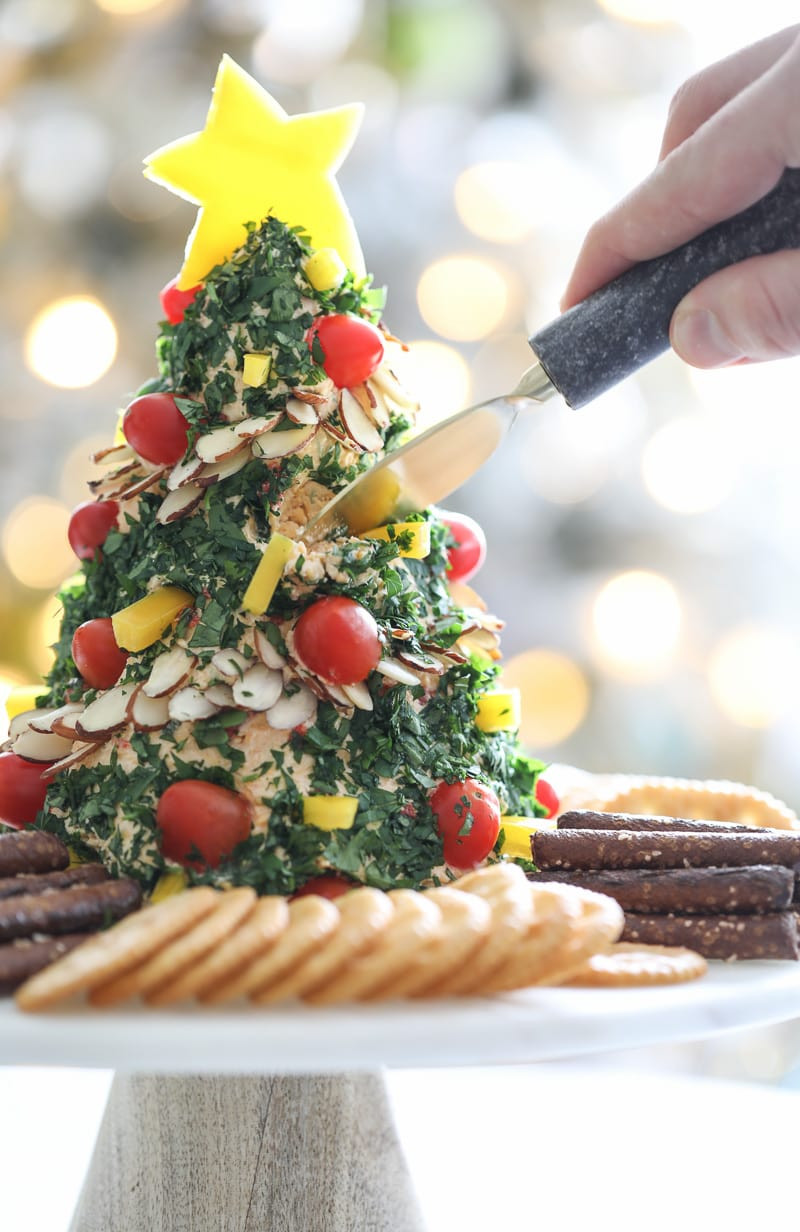 Fun Christmas Appetizers
 A Festive Christmas Tree Cheese Ball Appetizer Recipe