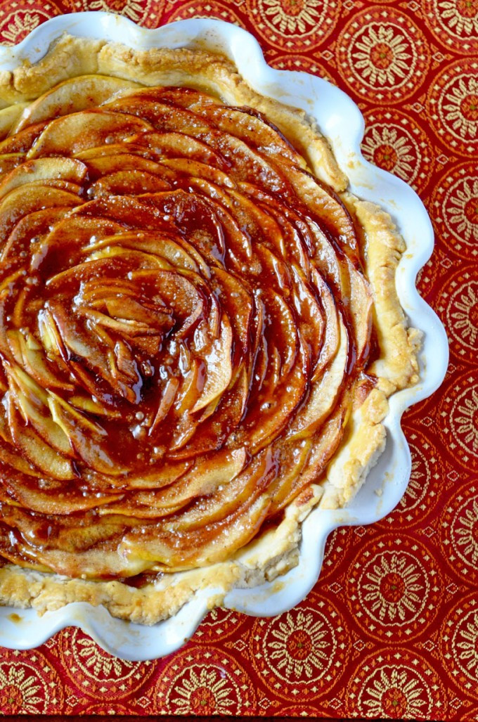 Gourmet Apple Pie
 Rosette Apple Pie Go Go Go Gourmet
