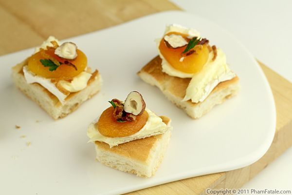 Gourmet Cold Appetizers
 Apricot Brie Appetizer
