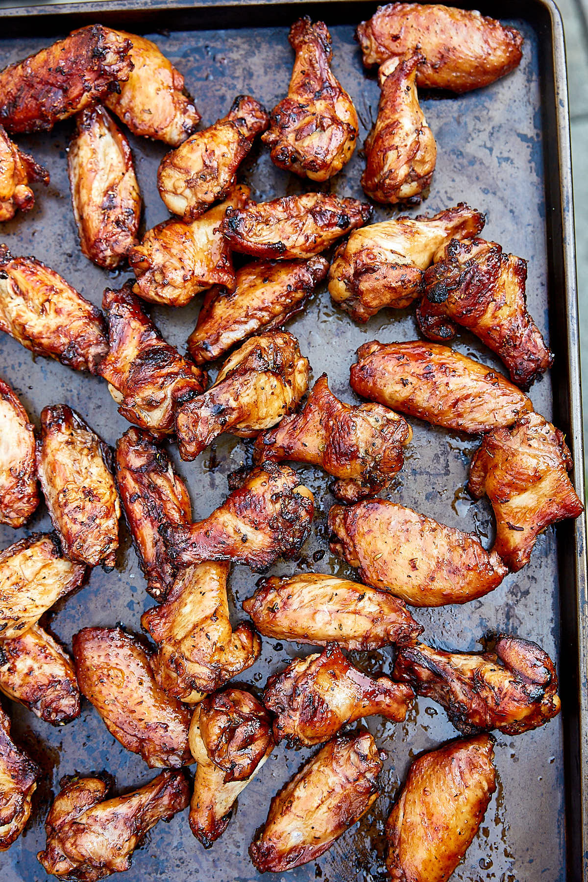 Grilled Chicken Wings
 Irresistible Grilled Chicken Wings i FOOD Blogger