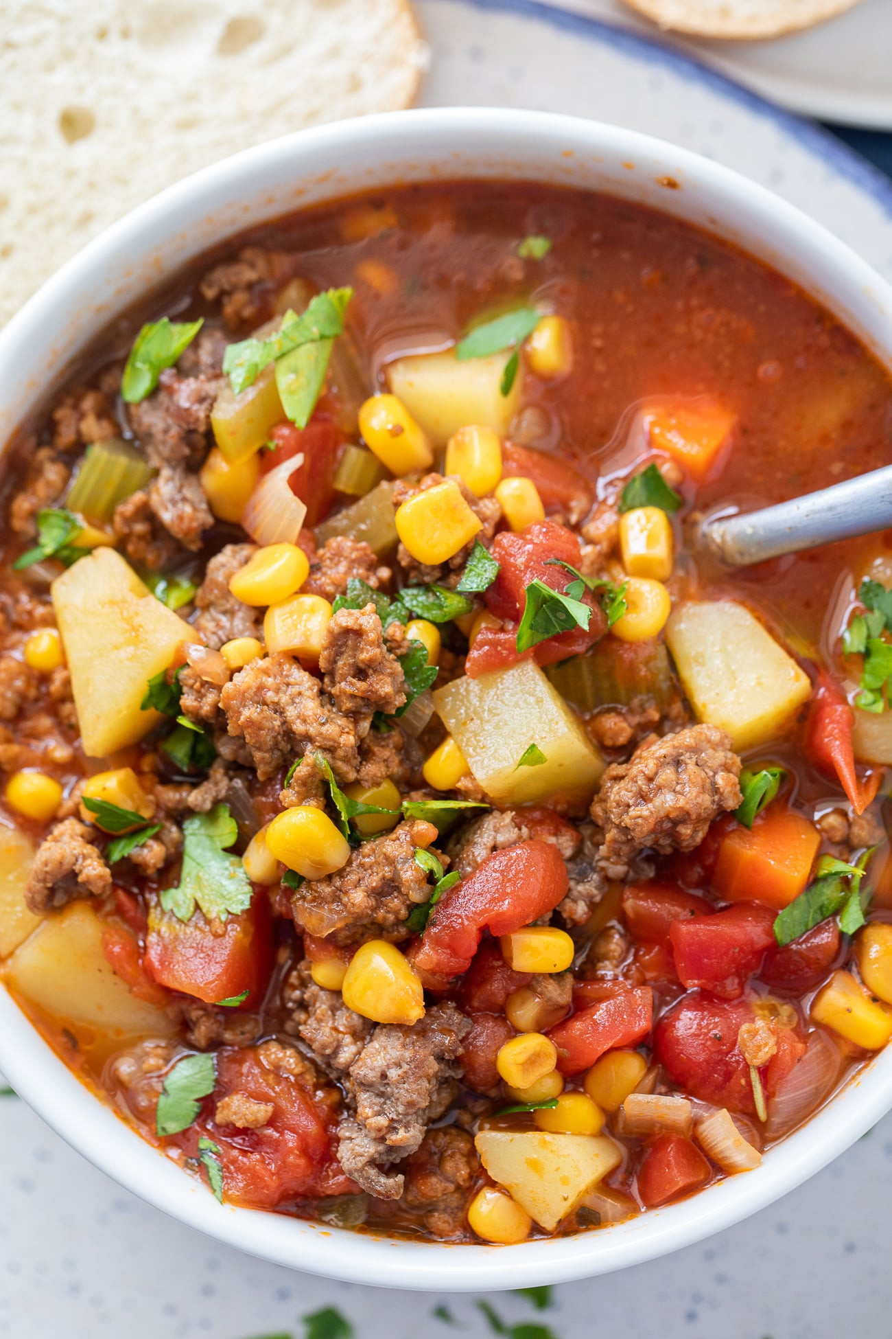 Ground Beef Soups
 Easy Hamburger Soup Recipe Ground Beef and Ve able Soup