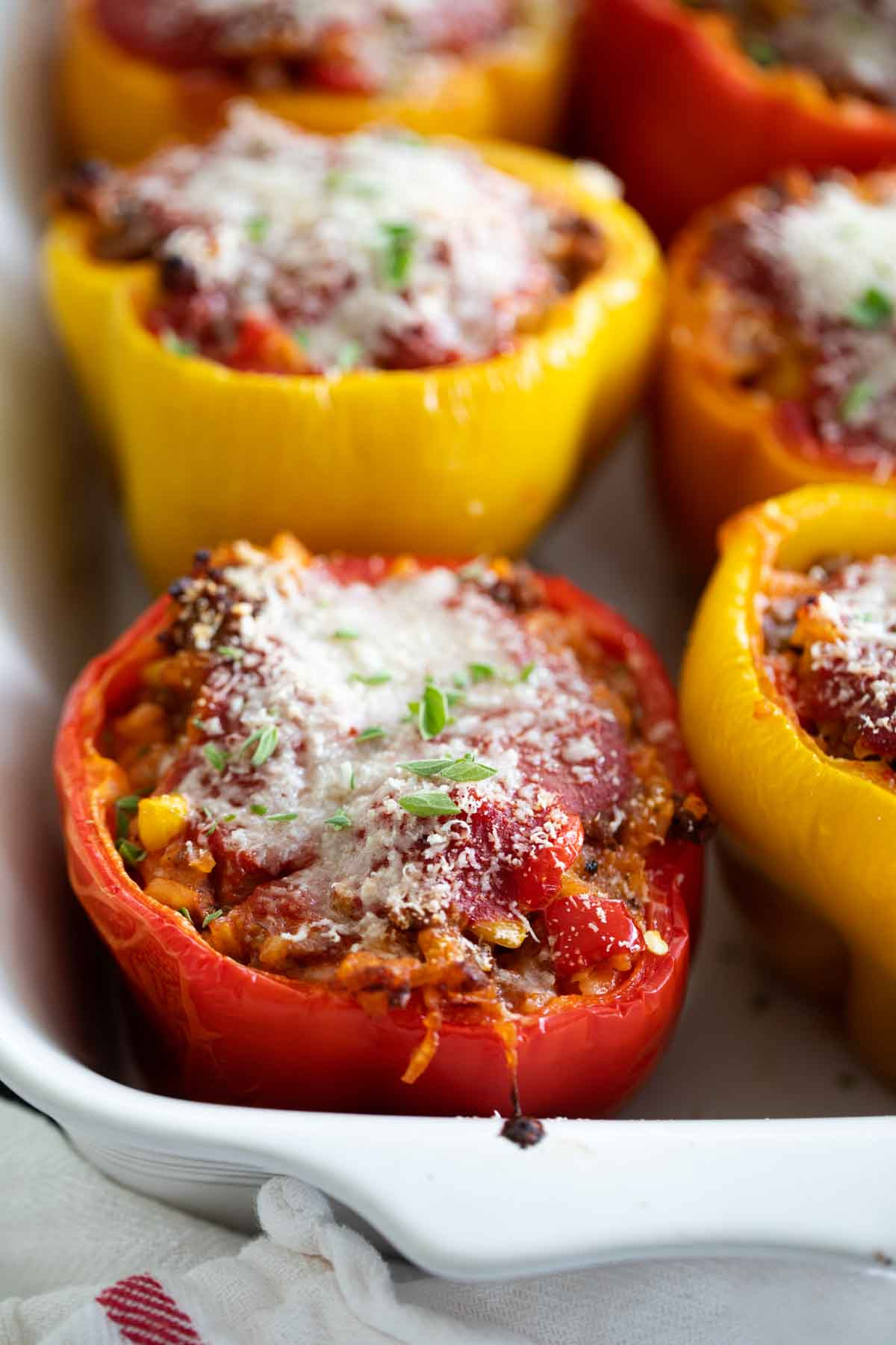 Ground Beef Stuffed Bell Peppers
 Stuffed Bell Peppers with Ground Beef Taste and Tell