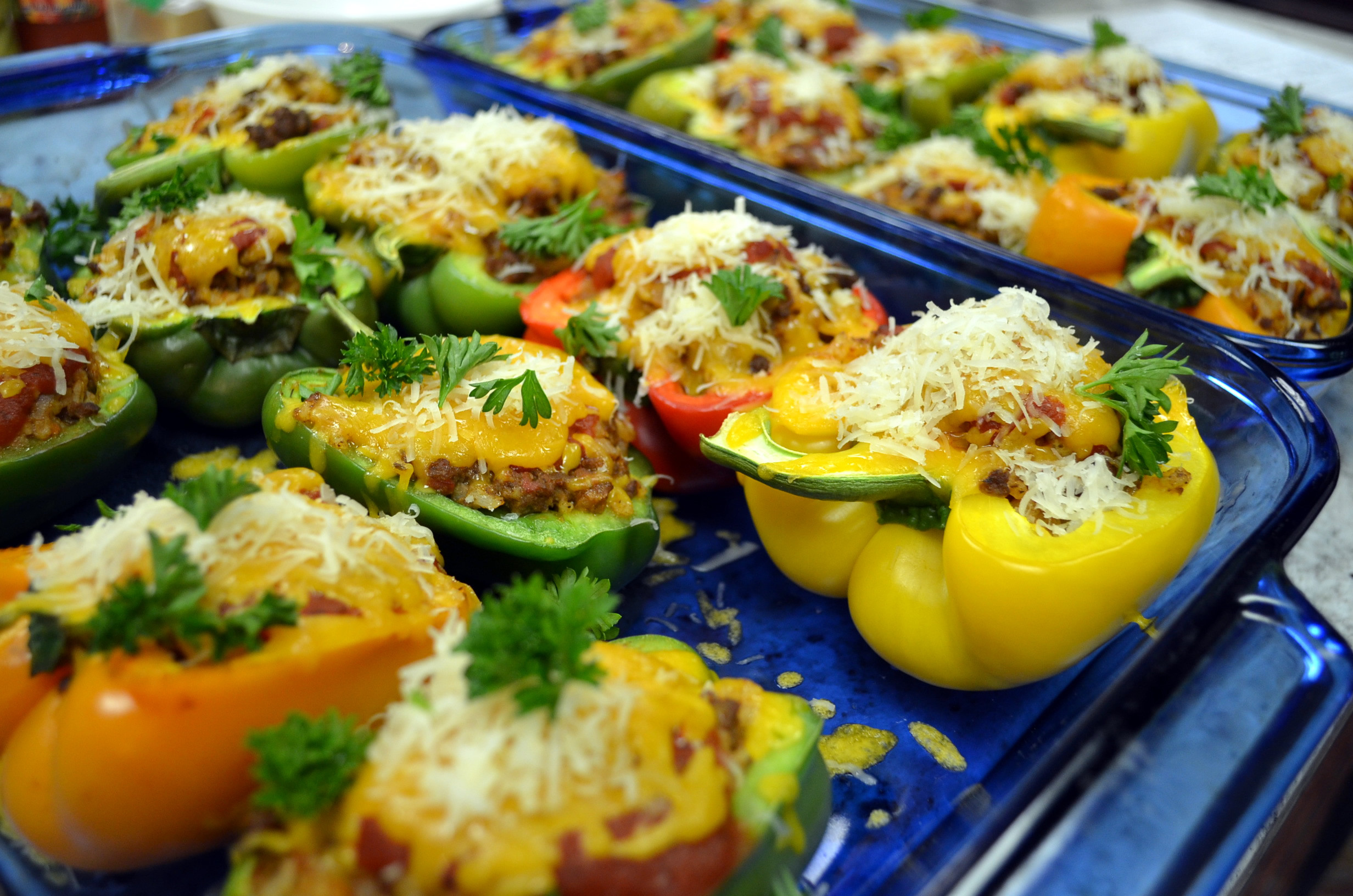 Ground Beef Stuffed Bell Peppers
 Stuffed Bell Peppers w Ground Beef & Rice — 52 Sunday Dinners